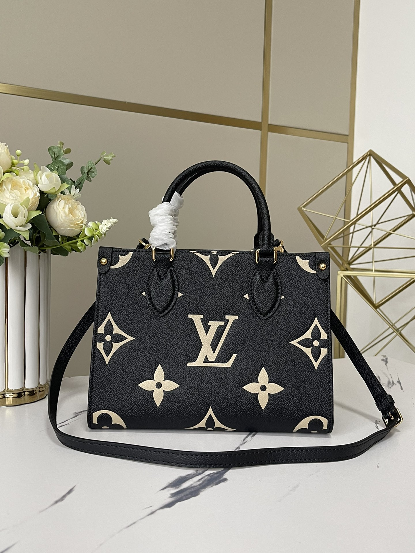 Louis Vuitton Shopping Bags